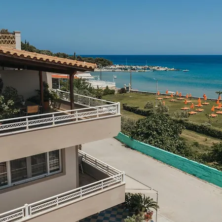 Level 3 Sea View Apartment *
