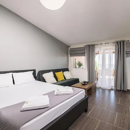 Level 3 Sea View Планос
